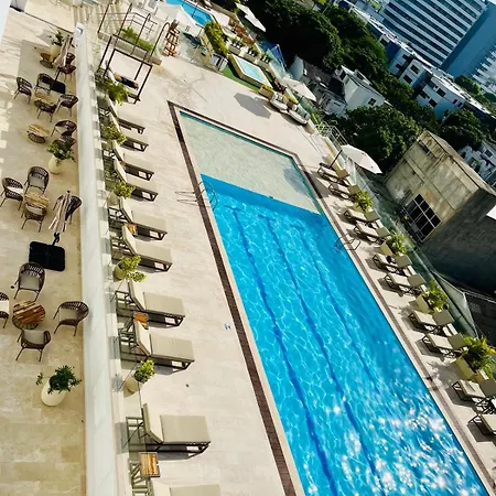 Apartamento Lovely Steps Away From The Airport And Sea *