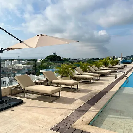 Apartamento Lovely Steps Away From The Airport And Sea